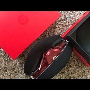 BeatsSolo 2 BRAND NEW NEVER USED